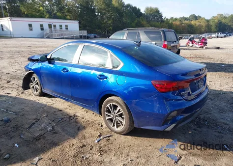 2024 Kia Forte Lxs z USA, uszkodzony, nr VIN 3KPF24AD3RE709118